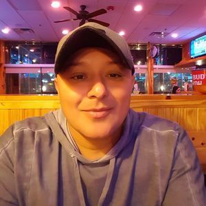 Meet your Posher, Carlos